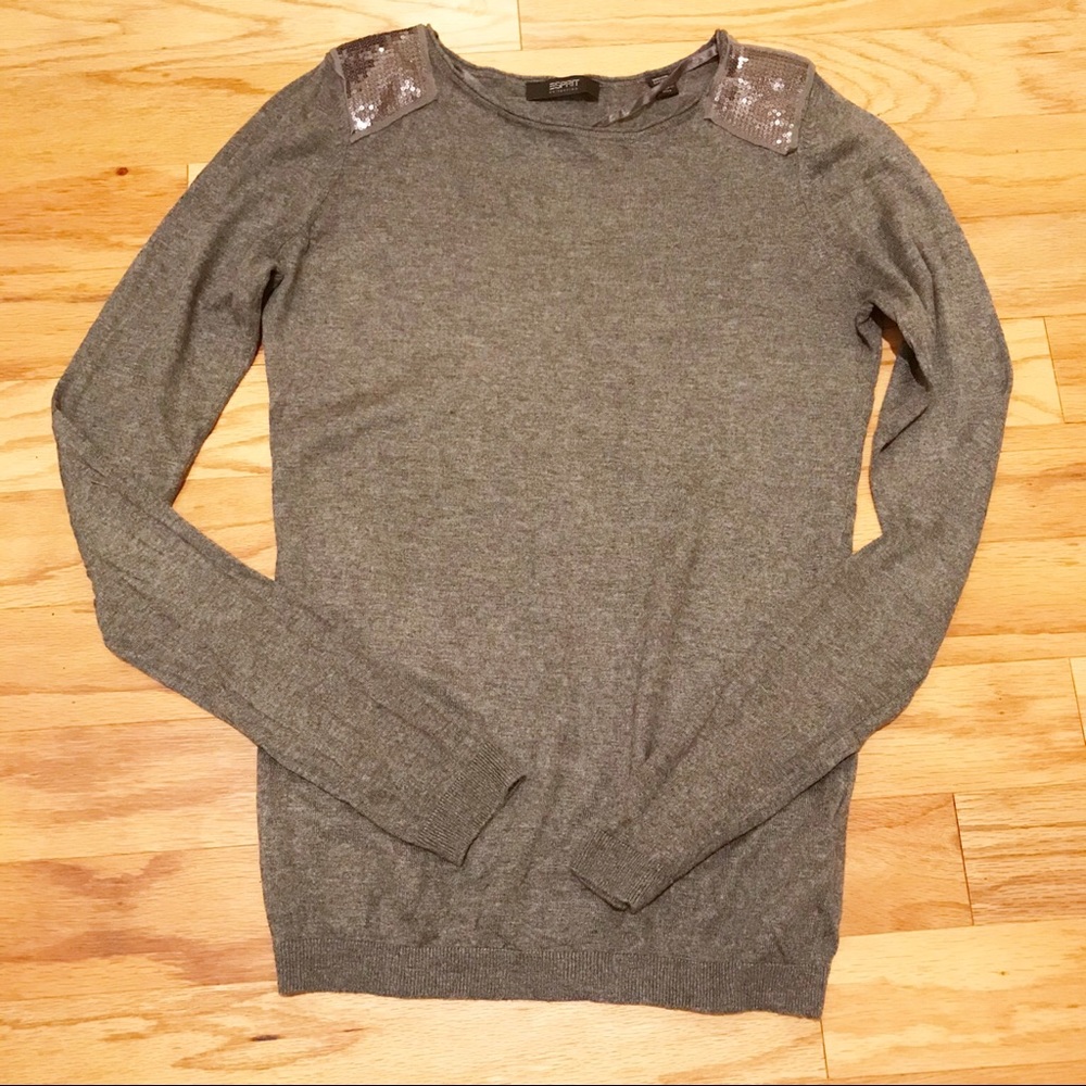 Esprit Gray with Sequin Shoulder Sweater Sz Small
